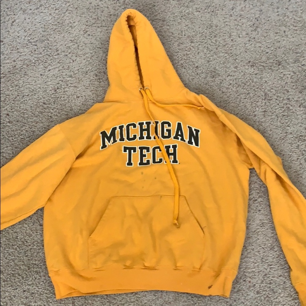 Michigan Tech sweatshirt